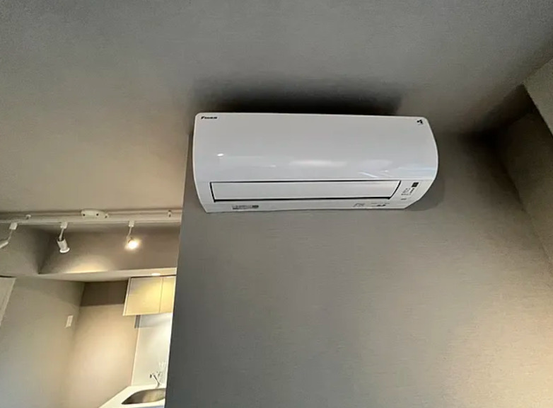 その他設備　※別部屋(反転)の参考写真です。