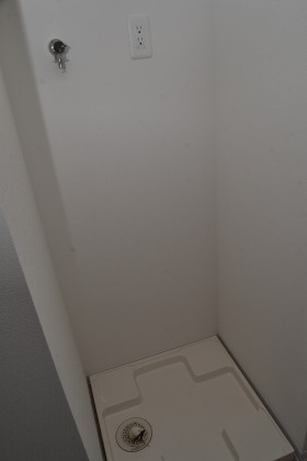 その他設備　ラグゼ都島北I　室内洗濯パン