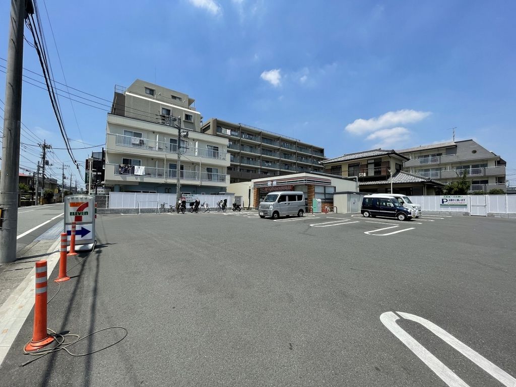 コンビニ　セブン-イレブン 浦和別所沼通り店（コンビニ）まで210m