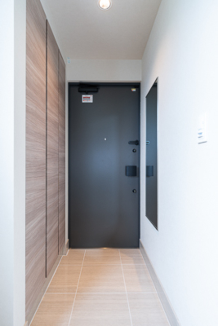 玄関　※写真は同タイプ住戸です。
