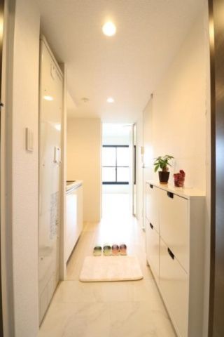 玄関　☆広々とした玄関☆