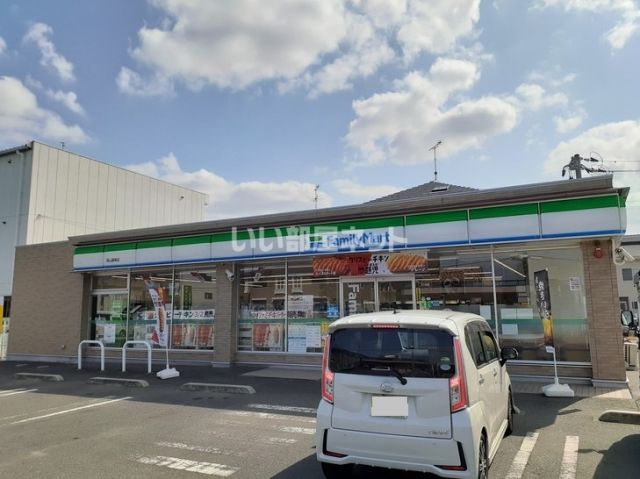 コンビニ　ファミリーマート 岡山御南店（コンビニ）まで355m