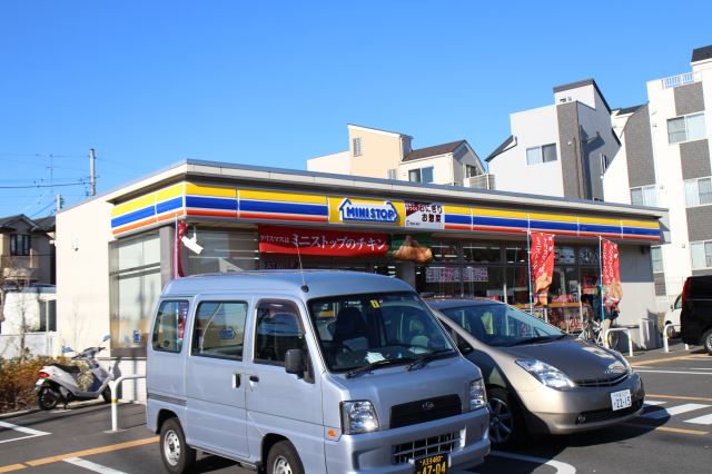 コンビニ　ミニストップ（コンビニ）まで110m