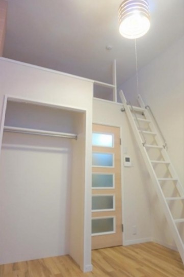 収納　他部屋写真参照