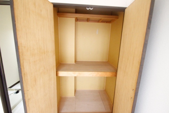 収納　※別部屋の写真です