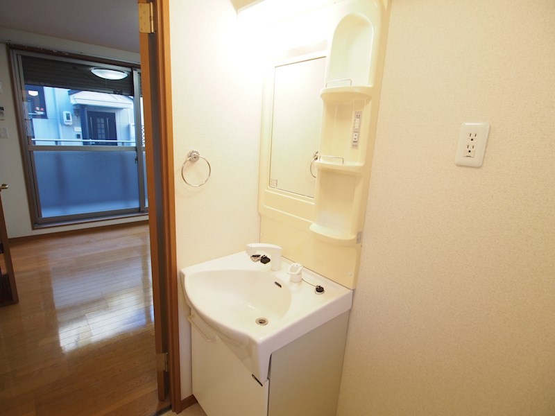 洗面設備　※別部屋写真