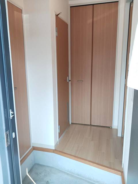 玄関　別部屋参考画像