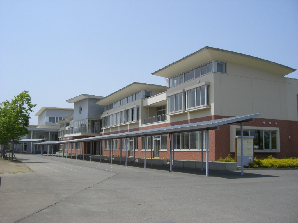 中学校　藤崎町立藤崎中学校（中学校）まで771m