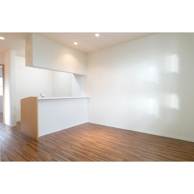 2LDK Apartment in Kanazawa, Ishikawa — photo 3 of 3