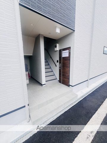 ＪＲ片町線 放出駅 徒歩5分 3階建 築1年の外観写真