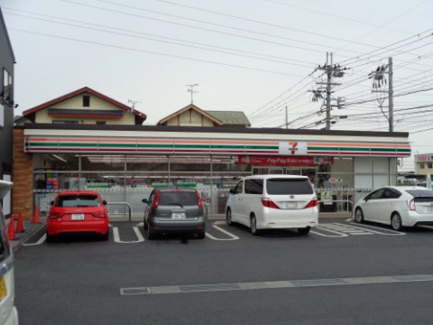 コンビニ　セブン－イレブン　近江八幡鷹飼町店（コンビニ）まで500m
