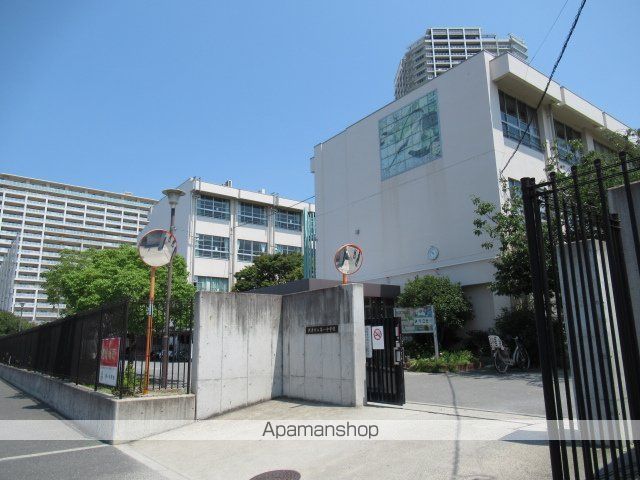中学校　摂津市立第一中学校（中学校）まで519m
