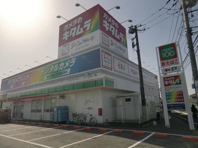 コンビニ　ローソンストア１００（コンビニ）まで783m