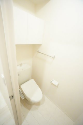 トイレ　※同物件・同タイプの写真です。