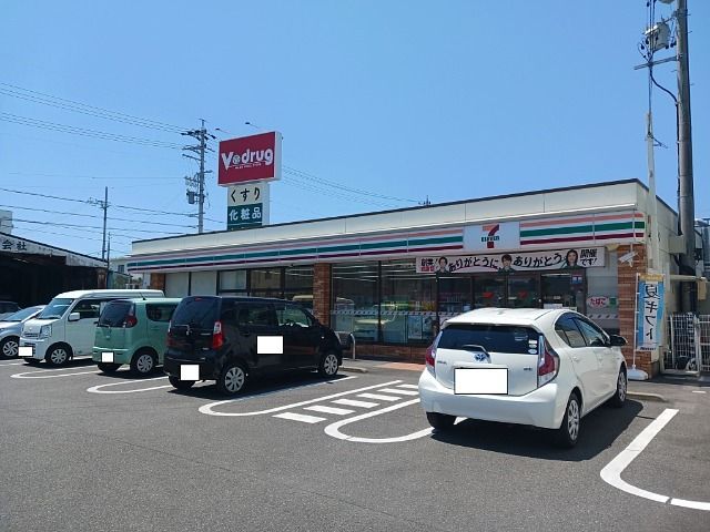 コンビニ　セブンイレブン清水岡町店（コンビニ）まで290m