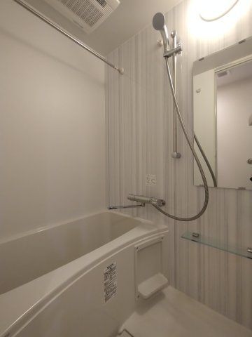 バス・シャワールーム　（別タイプ参考写真）クレイシア板橋モデルノ　板橋区板橋4