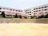 中学校　神戸市立白川台中学校（中学校）まで409m