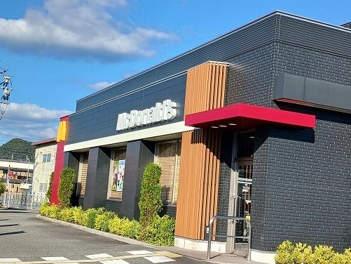 飲食店　マクドナルド西脇店（飲食店）まで1500m
