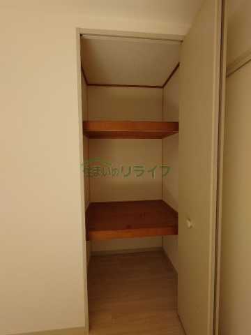 収納　リライフ下北沢店