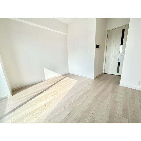 S-RESIDENCE上前津Southの居間写真
