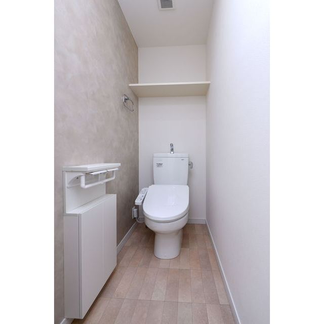 LIBTH薬院PREMIERのトイレ写真