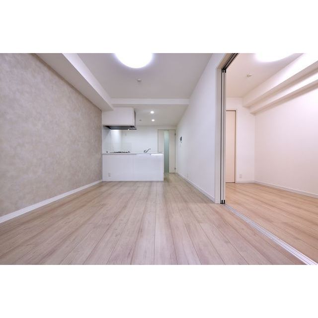 LIBTH薬院PREMIERの居間写真
