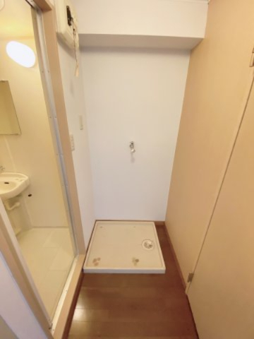 その他設備　別部屋同一間取りのお写真となります。