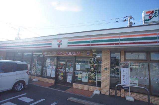 コンビニ　セブンイレブン 八幡則松6丁目店（コンビニ）まで635m