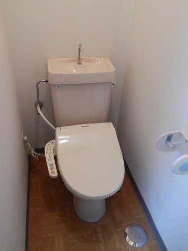 マダレンホールのトイレ写真