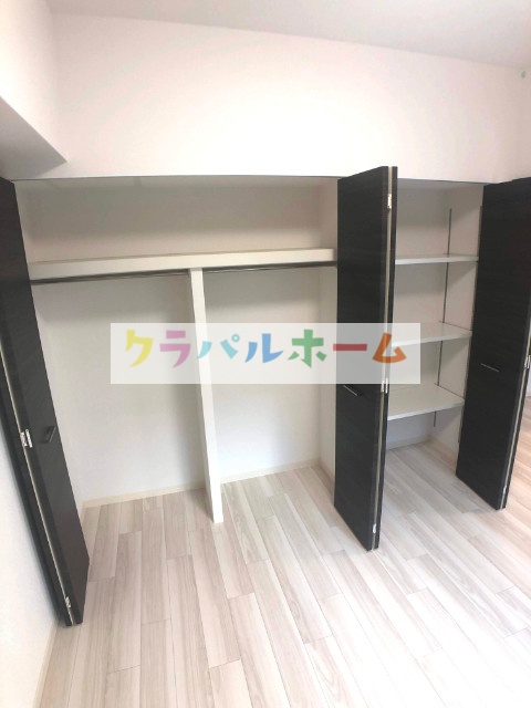 収納　洋室クローゼット