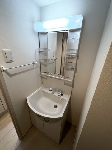 洗面設備　Tom s House IMAZATO　独立洗面台