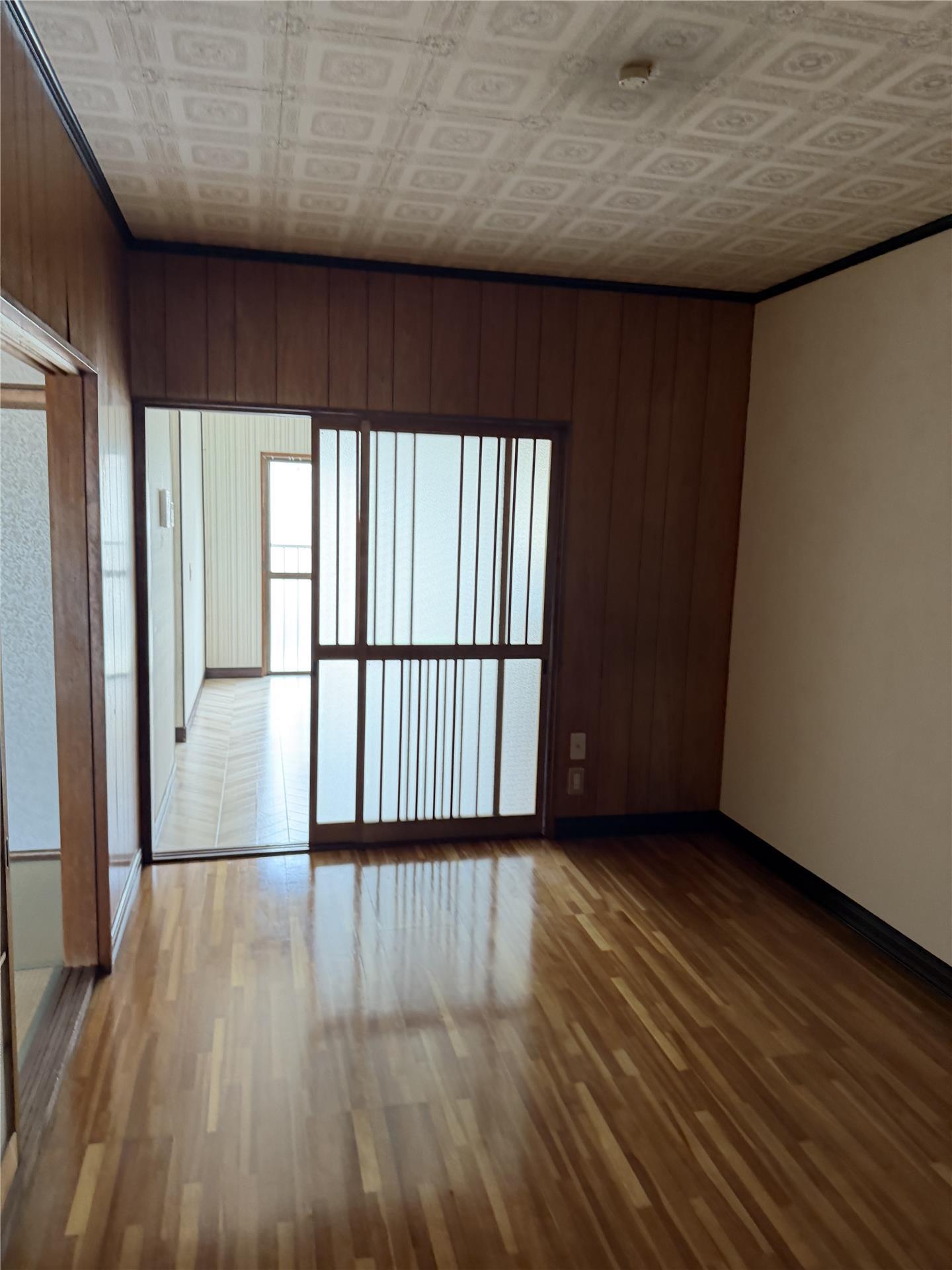 和光マンションの居間写真