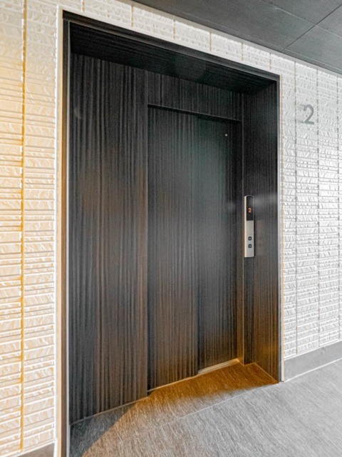 近鉄奈良線 東花園駅 徒歩14分 3階建 築2年の外観写真