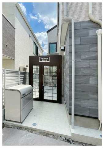 エントランス　YIAN HOUSE高田馬場