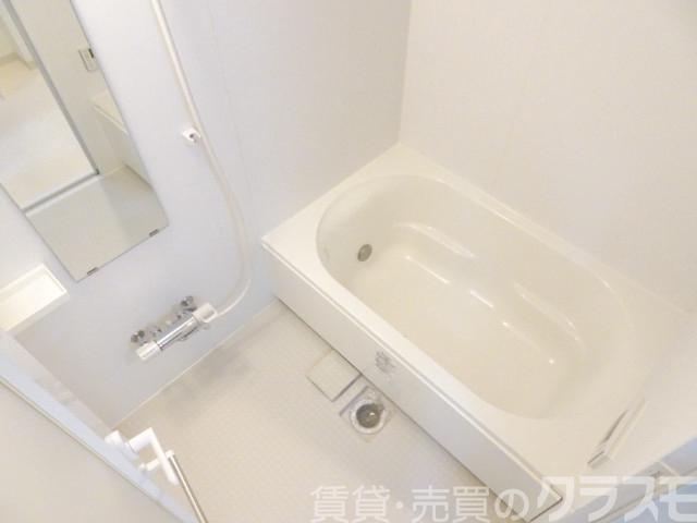 バス・シャワールーム　浴室乾燥機＆追い焚き機能付きバス♪