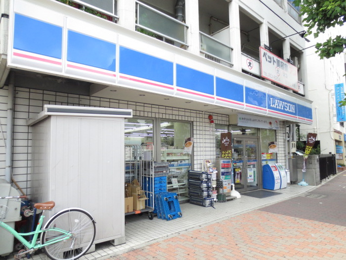 コンビニ　ローソン　王子１丁目店（コンビニ）まで300m