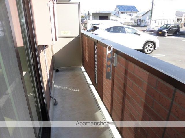 ＪＲ日豊本線 都城駅 バス乗車時間：18分 最寄りバス停で下車 徒歩3分 3階建 築14年の内装写真