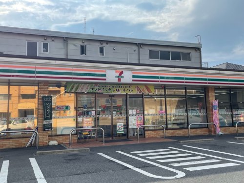 コンビニ　セブンイレブン 名古屋露橋1丁目店（コンビニ）まで200m