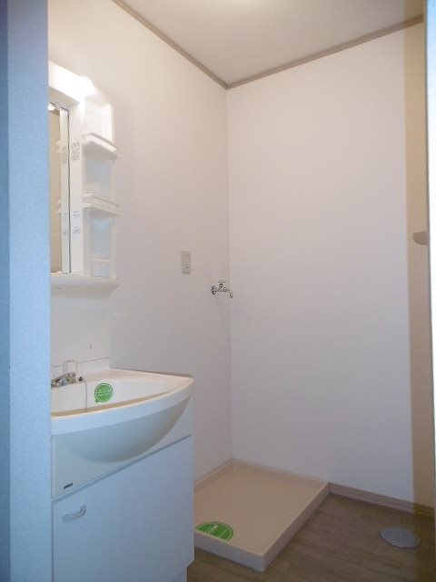 洗面設備　※写真は別号室です(参考）