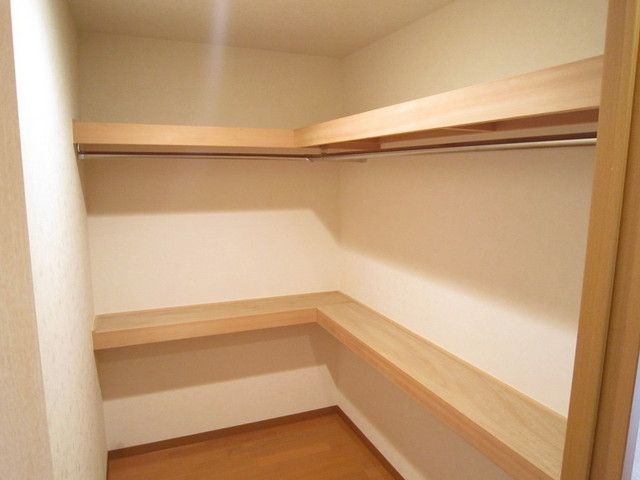 収納　ウォークインクローゼット