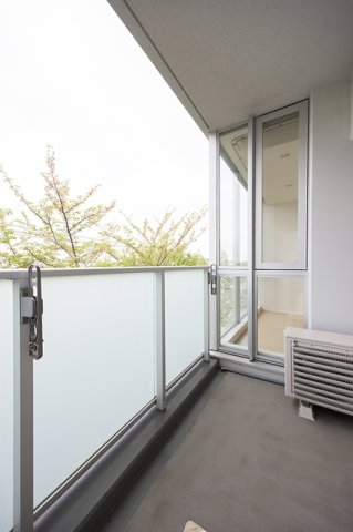 バルコニー　※写真は同タイプ住戸です。