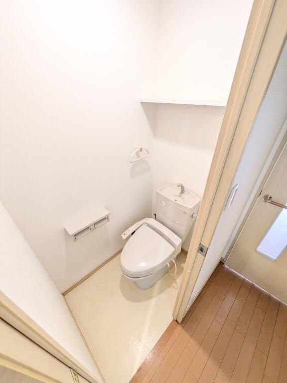 ニューガイア高野のトイレ写真