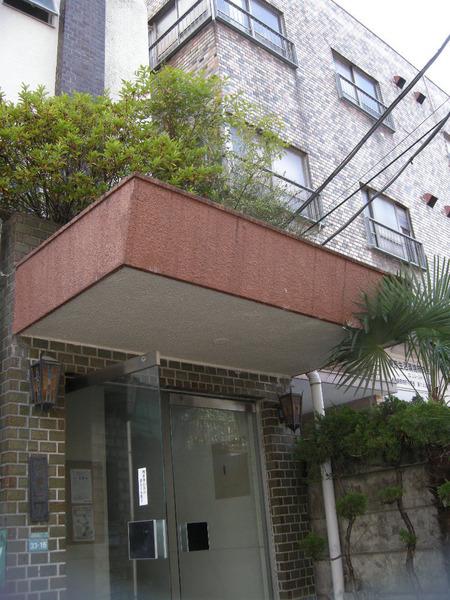 東武東上線 北池袋駅 徒歩7分 4階建 築54年の外観写真