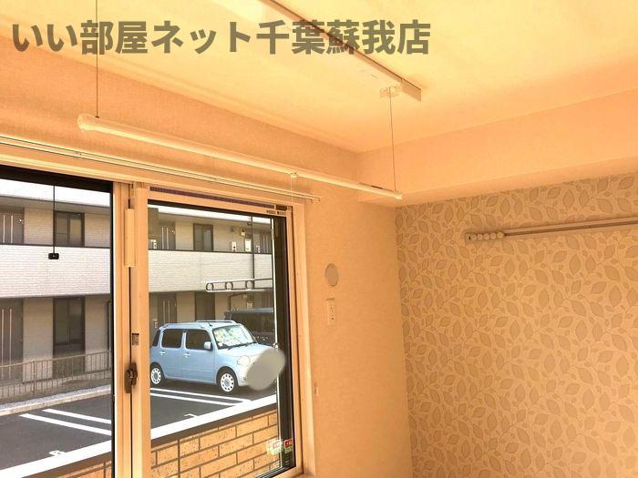 その他設備　室内物干し