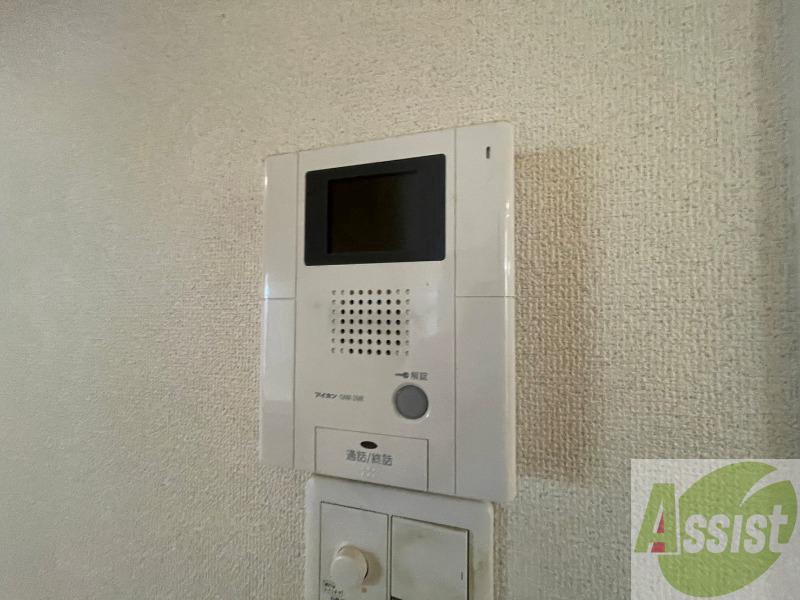 セキュリティ　インターホンで来客確認ができます。安心ですね。