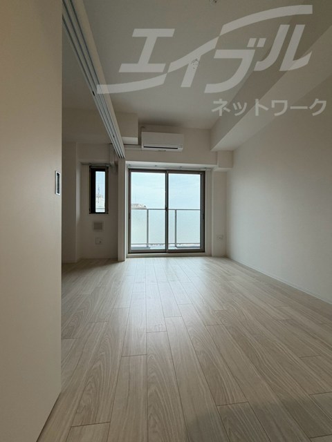 地下鉄長堀鶴見緑地線 蒲生四丁目駅 徒歩1分 10階建 築1年の居間写真