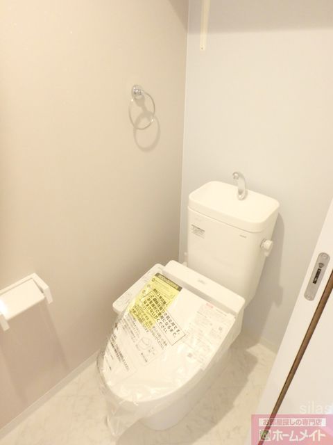 ＪＲ福知山線 塚口駅 徒歩11分 3階建 築8年のトイレ写真