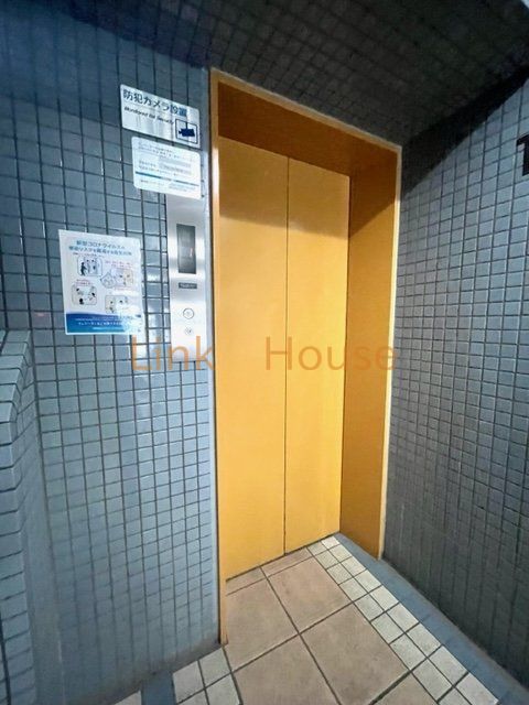 東京メトロ東西線 西葛西駅 徒歩2分 7階建 築41年の外観写真