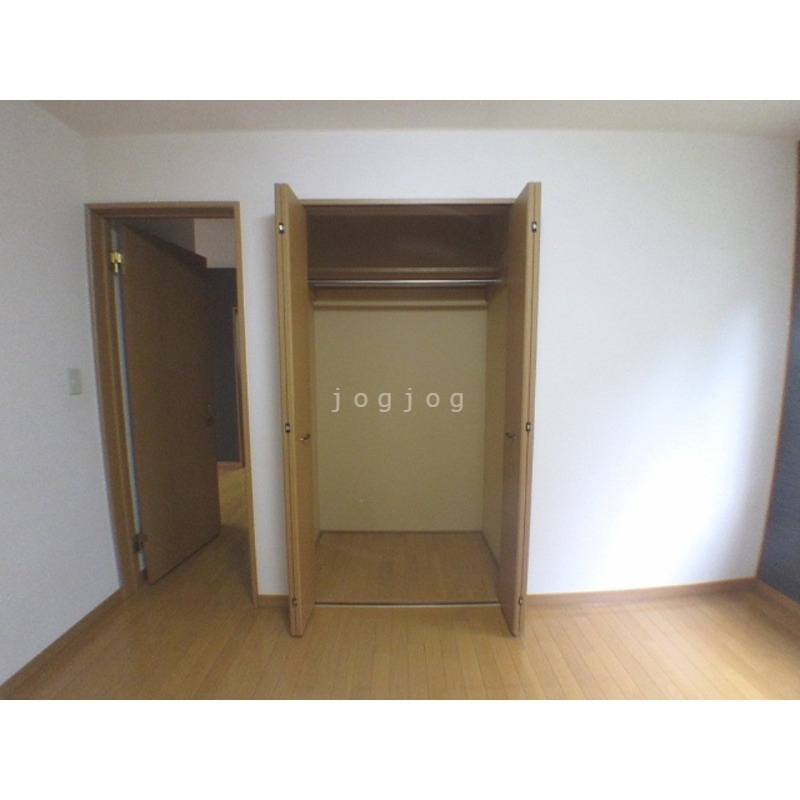 収納　収納が大きく、たくさんものが入ります。