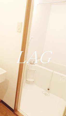 プティメゾンクールの風呂写真